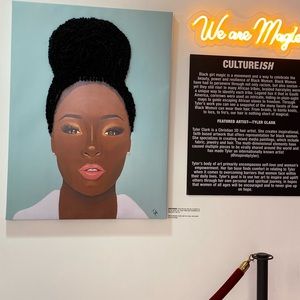 Meet your Posher, Lena